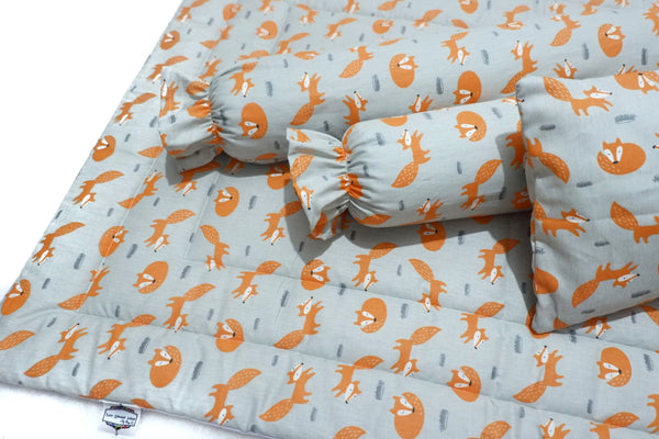 FOX (GRAY) COMFORTER CRIB BEDDING SET