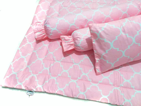 QUATREFOIL (PINK) COMFORTER CRIB BEDDING SET